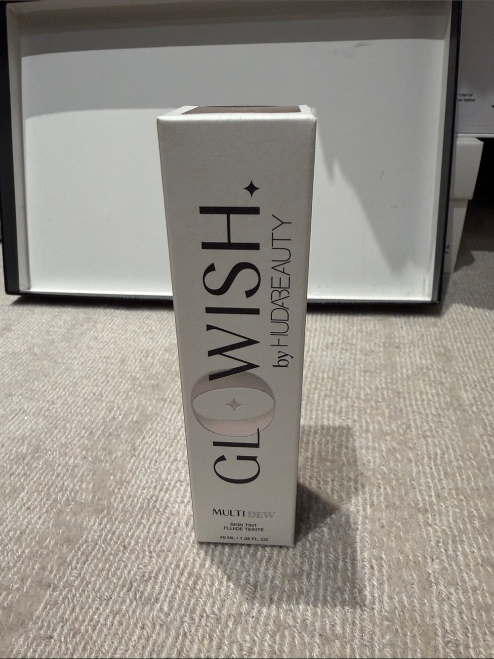 HUDA BEAUTY Glowish Multi Dew Skin Tint - NIB UNOPENED! Shade “Rich”